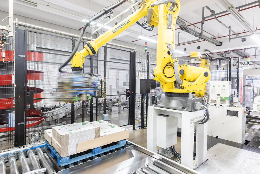 spotlight-stage-industry-40