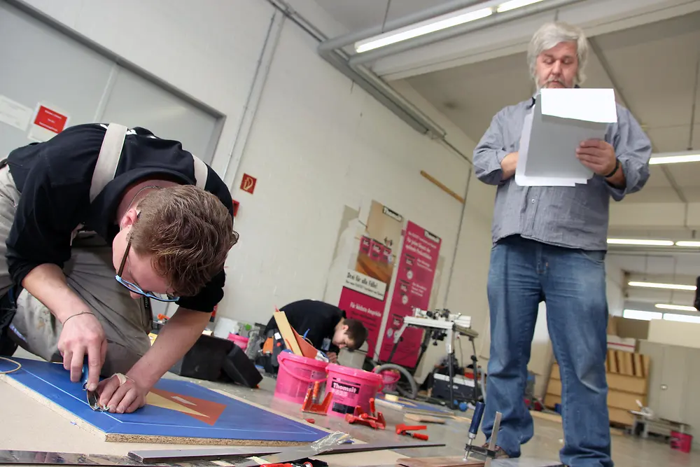 Gastgeber und Hauptsponsor Thomsit empfängt die besten Parkett- und Bodenleger Deutschlands