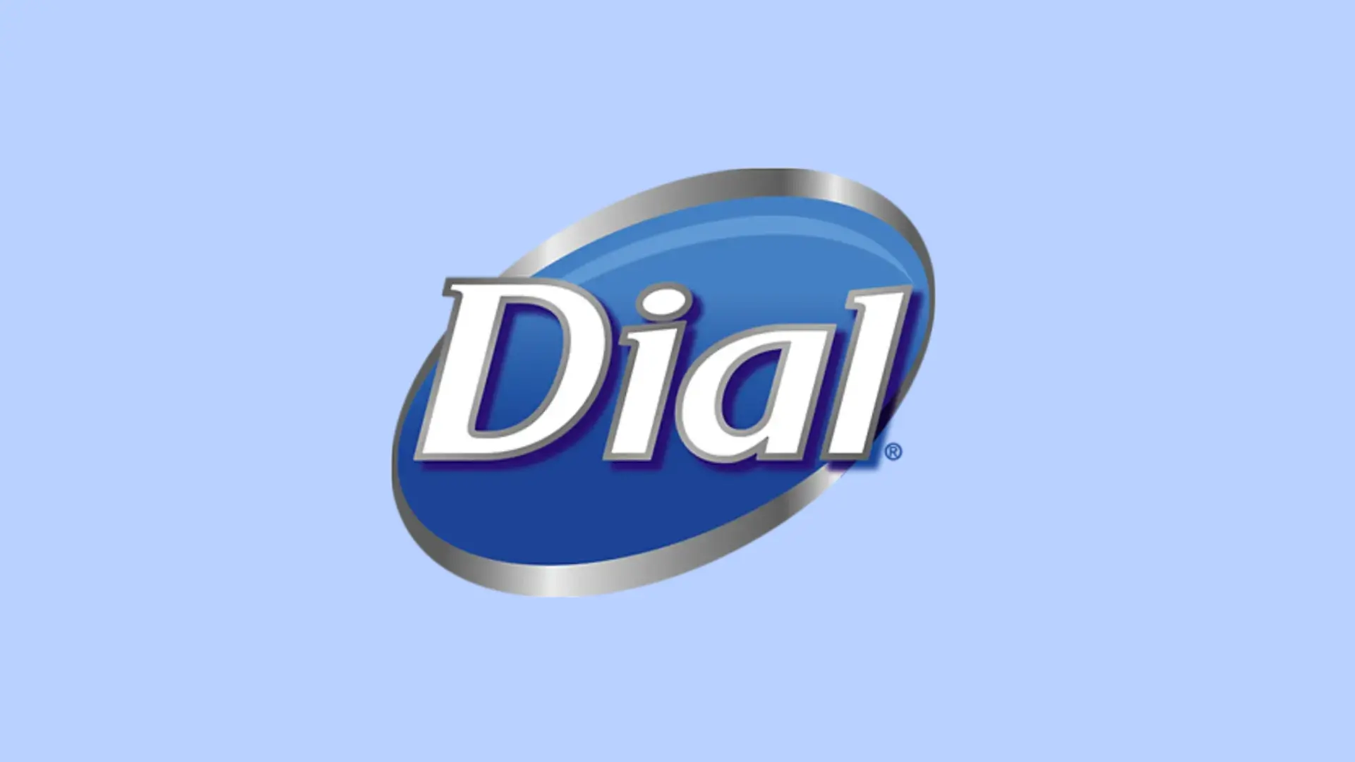 연한 파란색 배경 위에 파랑, 흰색, 은색으로 구성된 다이얼 로고입니다.