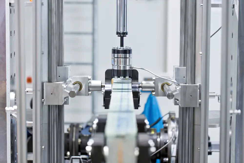 
Balkenmodell bildet die lastübertragende Struktur in einem Rotorblatt ab, um Ermüdungserscheinungen unter realitätsnahen Bedingungen zu untersuchen